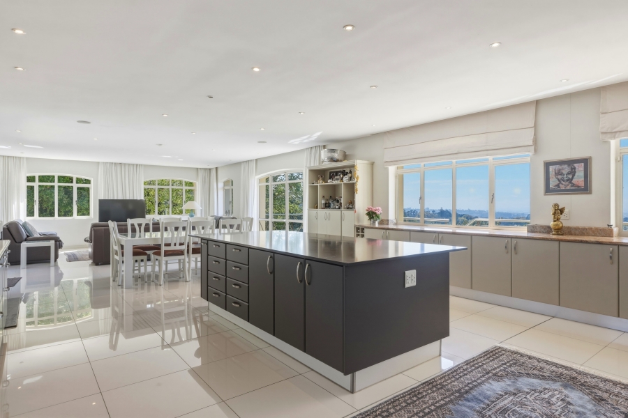 7 Bedroom Property for Sale in Constantia Western Cape